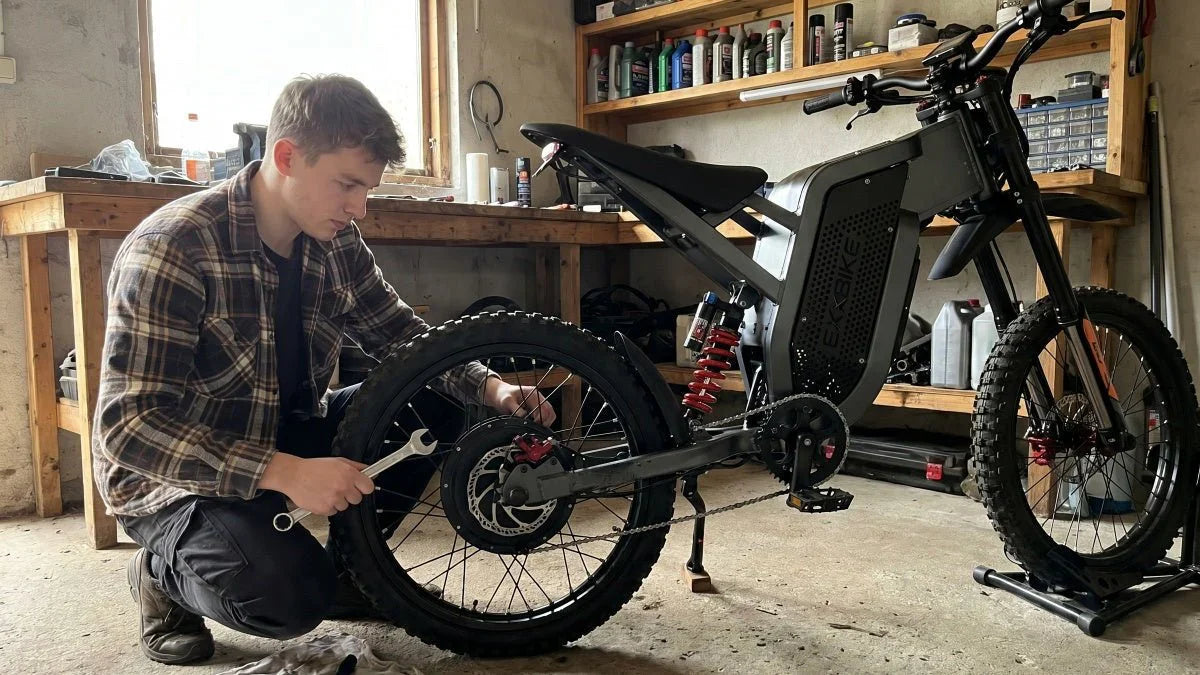 How to Handle Electric Bike Repairs Safely?